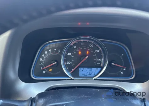 2013 Toyota Rav4 z USA, uszkodzony, nr VIN 2T3DFREV5DW003048